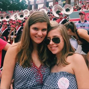 Meet your Posher, Adair